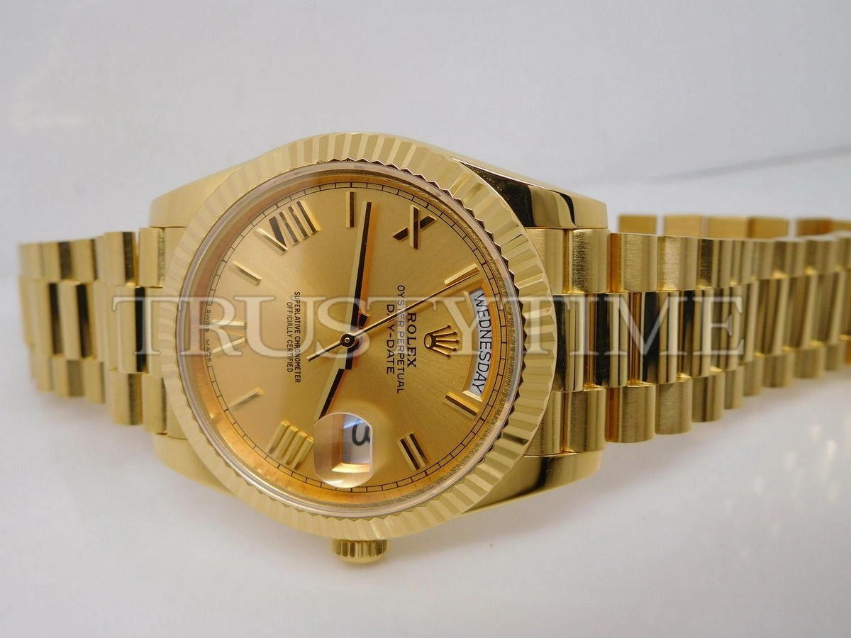 Копия часов Rolex Day-Date 40mm 228238-0006