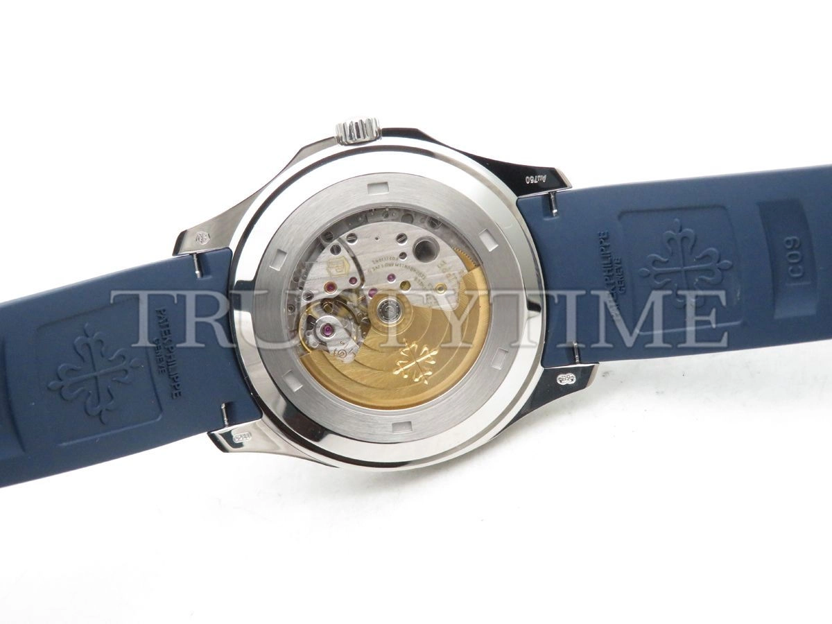 Копия часов Patek Philippe Aquanaut 42mm 5168G-001