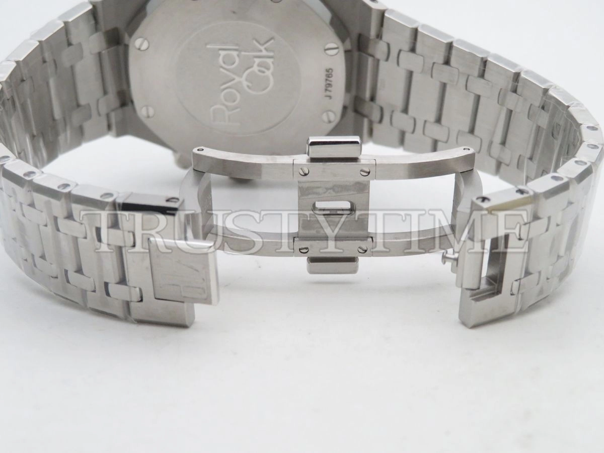 Копия часов Audemars Piguet Royal Oak Selfwinding Chronograph 26315ST.OO.1256ST.02