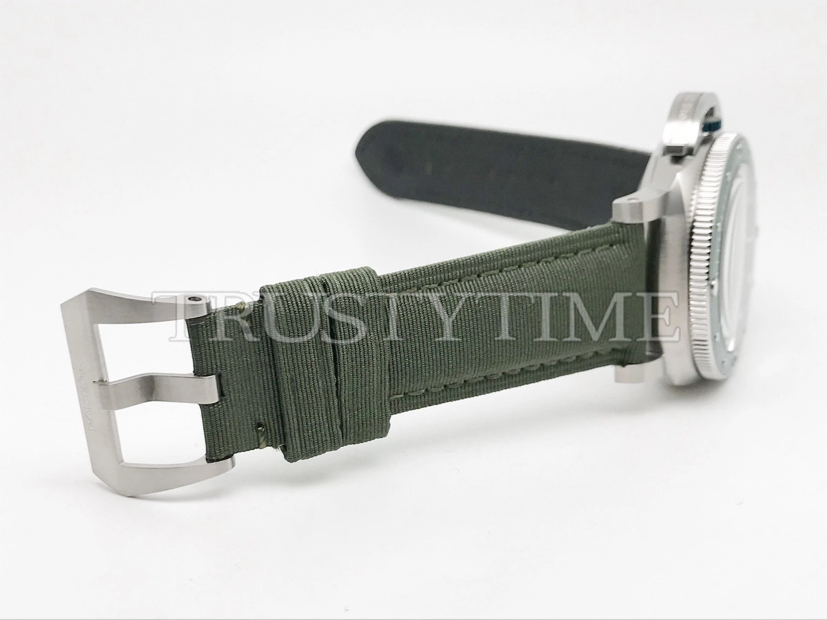Копия часов Panerai Submersible QuarantaQuattro eSteel™ Verde Smeraldo 44mm PAM01287