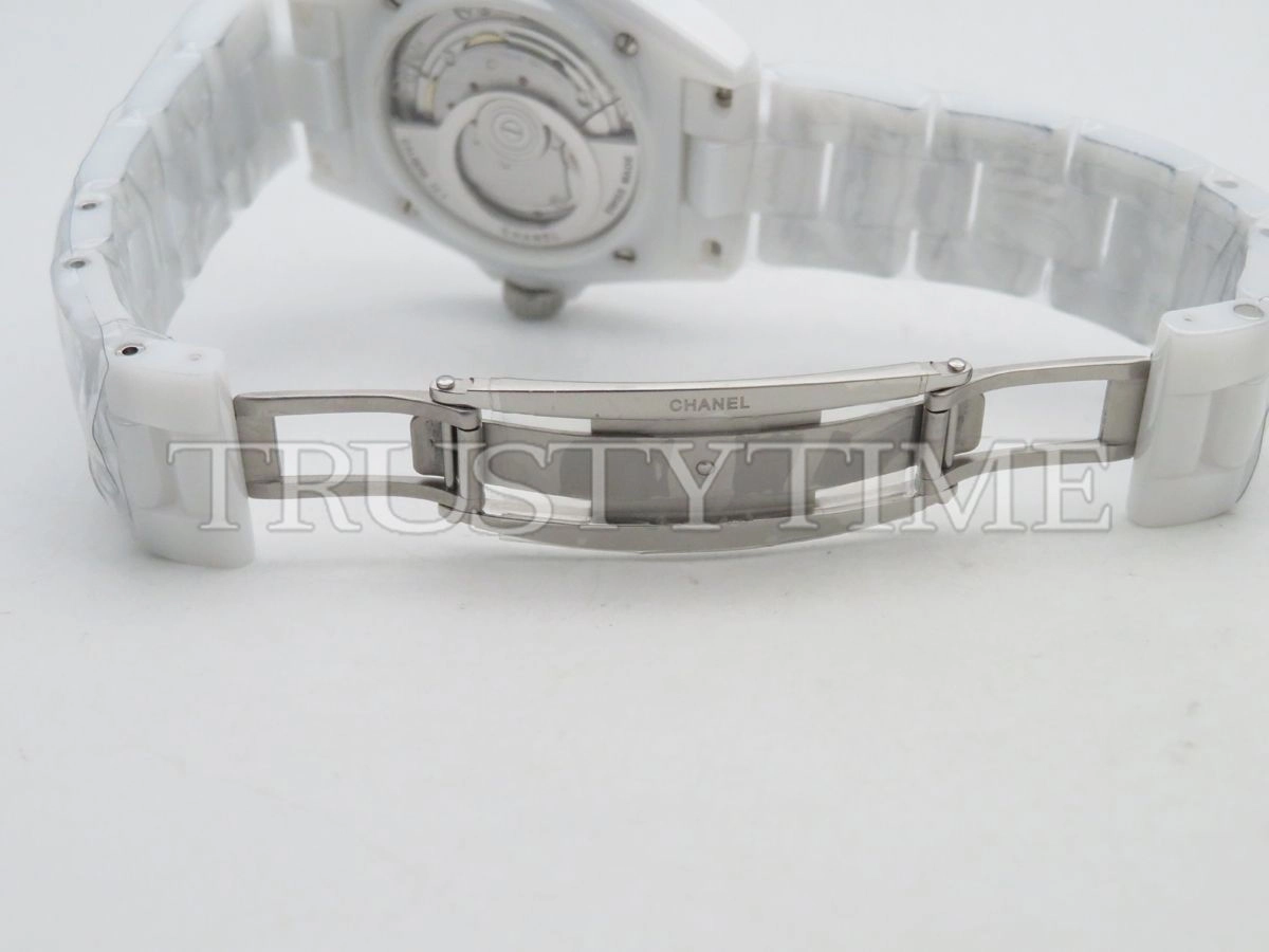 Копия часов Chanel J-12 38 H5700