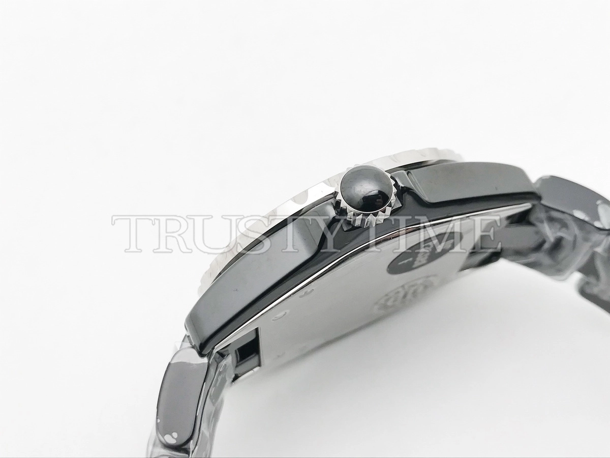 Копия часов Chanel J-12 Black Intense Black H3829