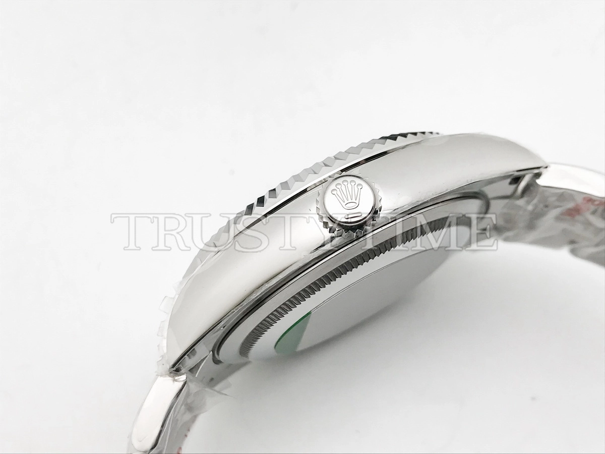 Копия часов Rolex Sky-Dweller 42mm 326934-0005