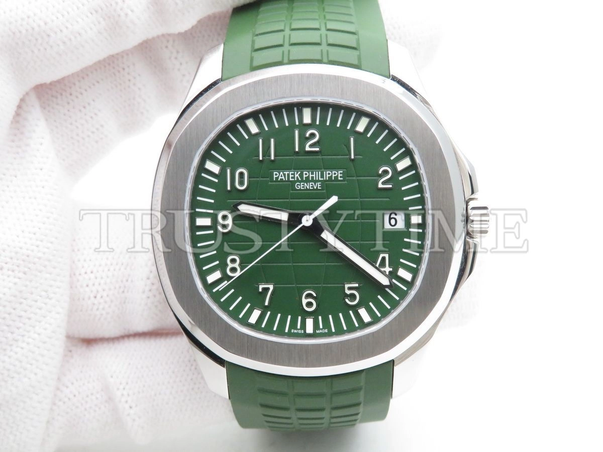 Копия часов Patek Philippe Aquanaut 42mm 5168G-010