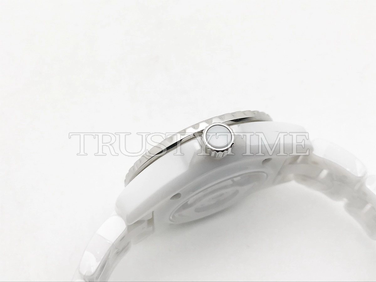 Копия часов Chanel J-12 33 H5699