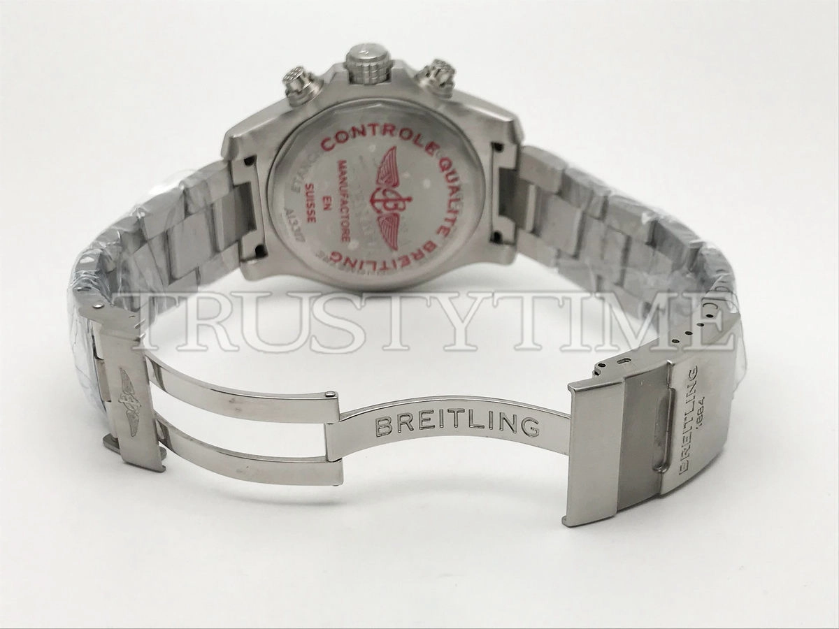 Копия часов Breitling Avenger Chronograph 45 A13317101B1A1