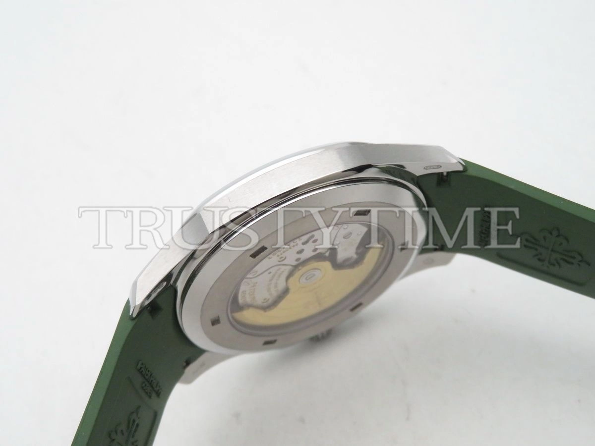 Копия часов Patek Philippe Aquanaut 42mm 5168G-010