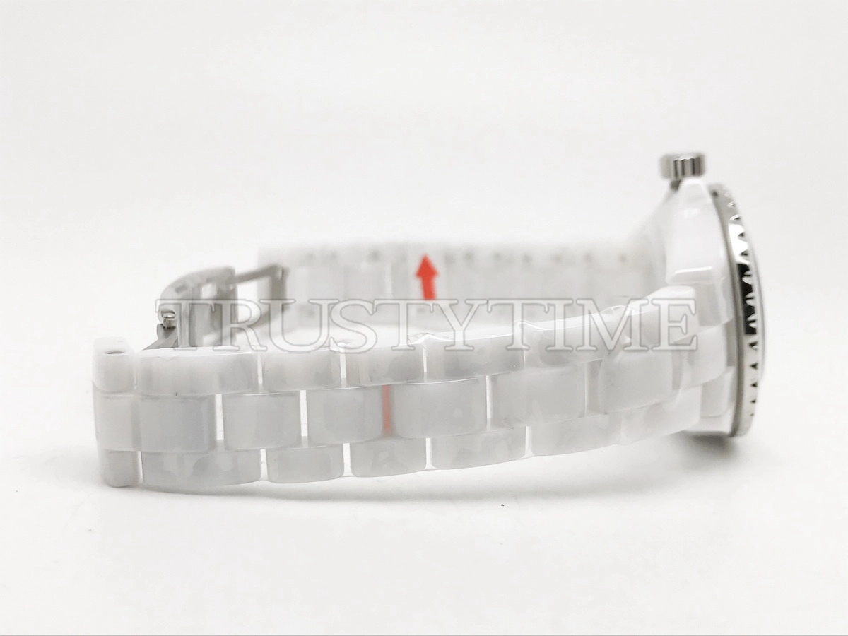 Копия часов Chanel J-12 33 H5699