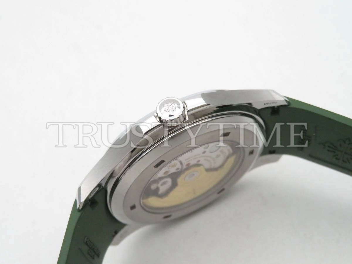 Копия часов Patek Philippe Aquanaut 42mm 5168G-010