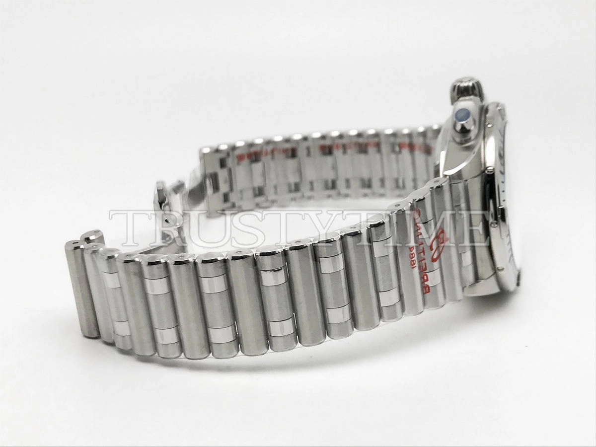 Копия часов Breitling Chronomat B01 42 Six Nations Ireland AB0134A91L1A1