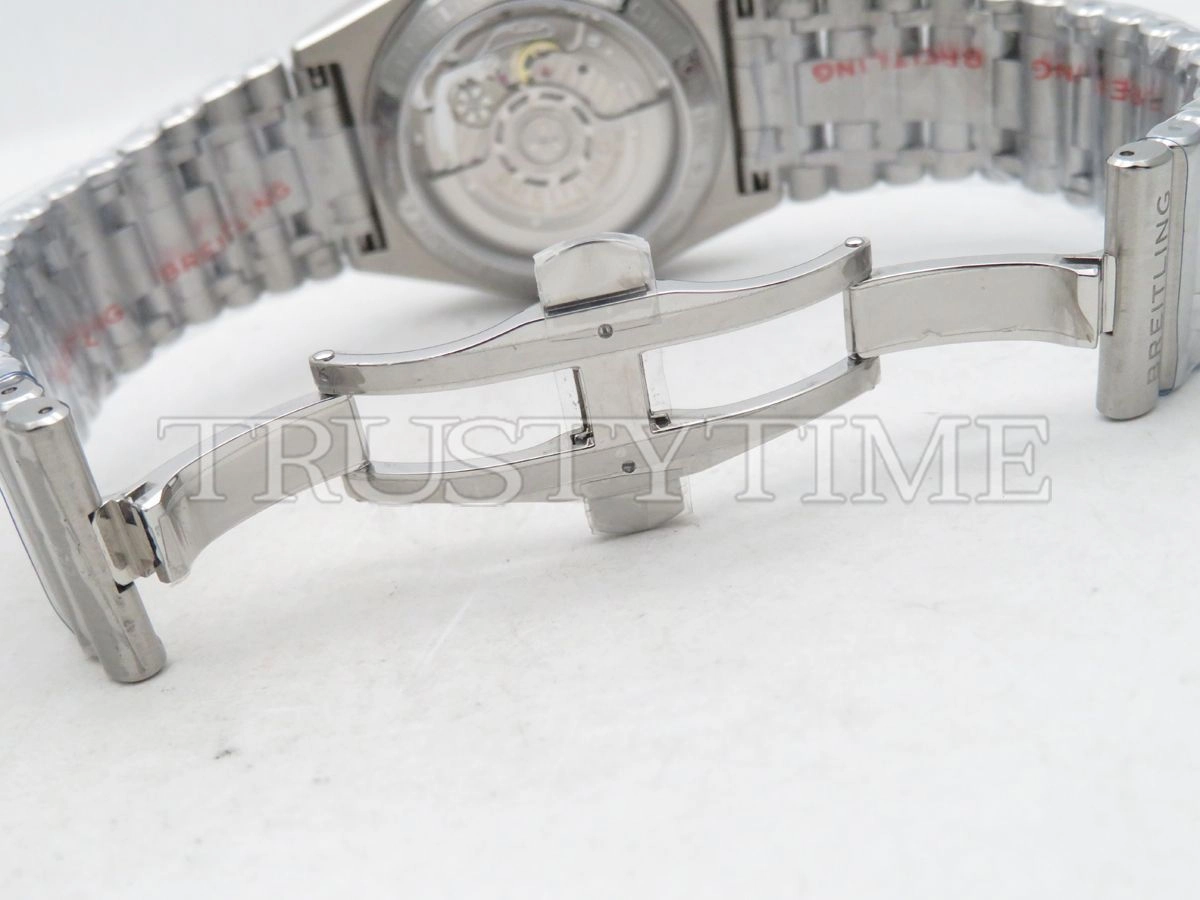 Копия часов Breitling Chronomat B01 42 AB0134101L2A1