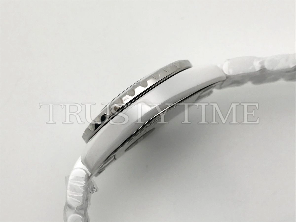 Копия часов Chanel J-12 33 H0968