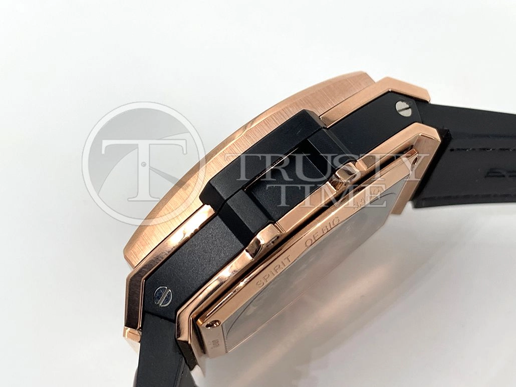 Копия часов Hublot Spirit of Big Bang 45 King Gold 601.OX.0183.LR