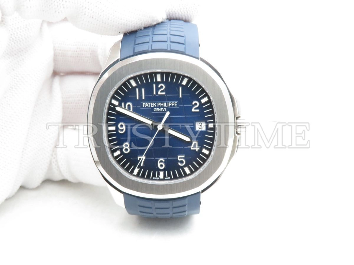 Копия часов Patek Philippe Aquanaut 42mm 5168G-001