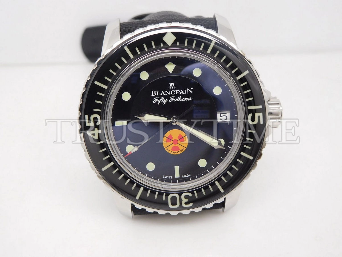Копия часов Blancpain Fifty Fathoms No Radiation 5008D-1130-B64A