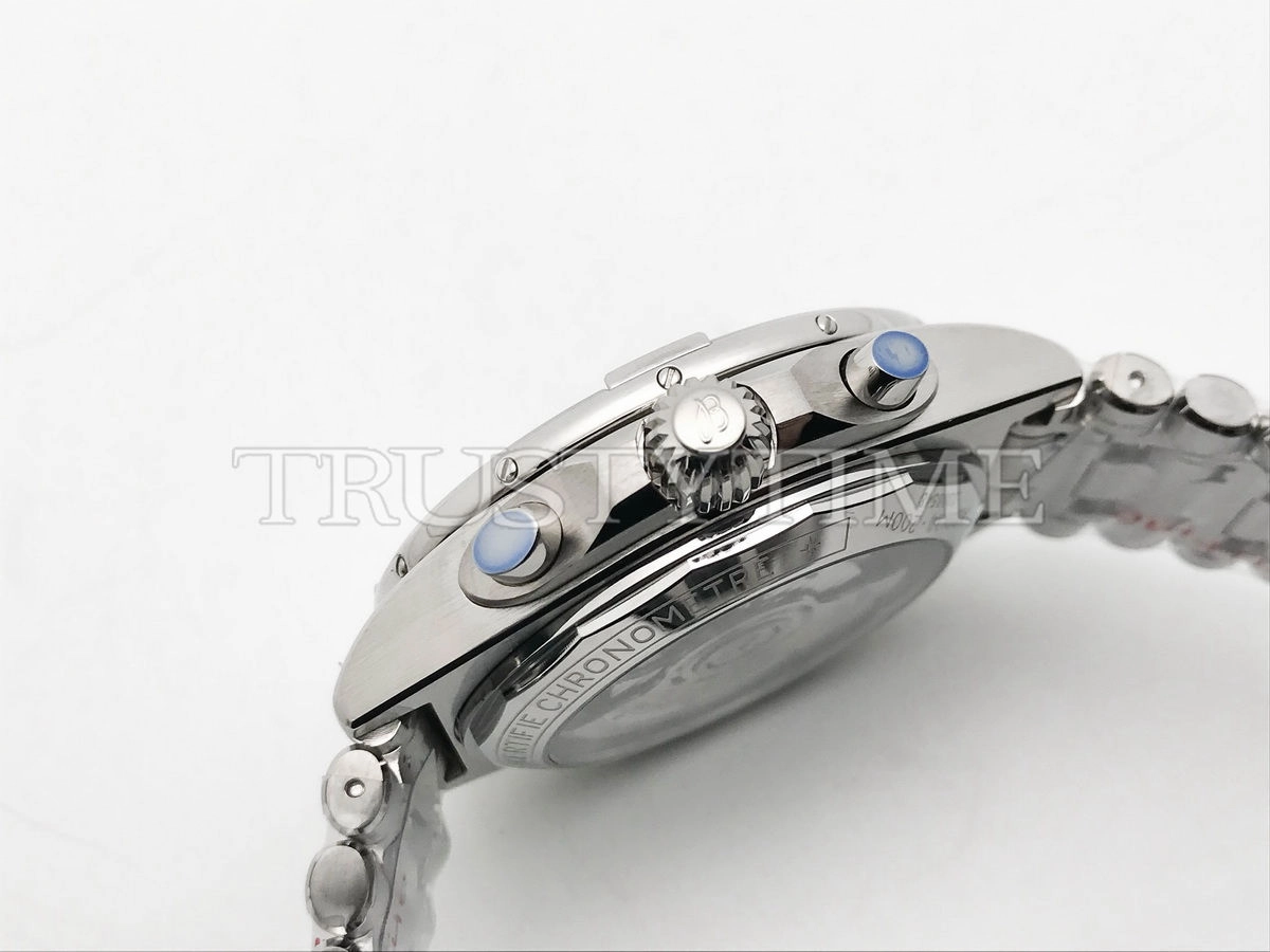 Копия часов Breitling Chronomat B01 42 Six Nations France AB0134A81C1A1