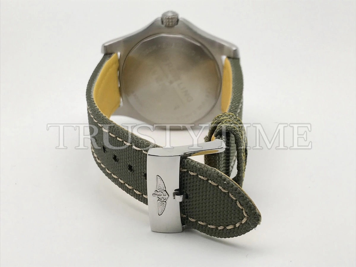 Копия часов Breitling Avenger Automatic 43 A17318101L1X1