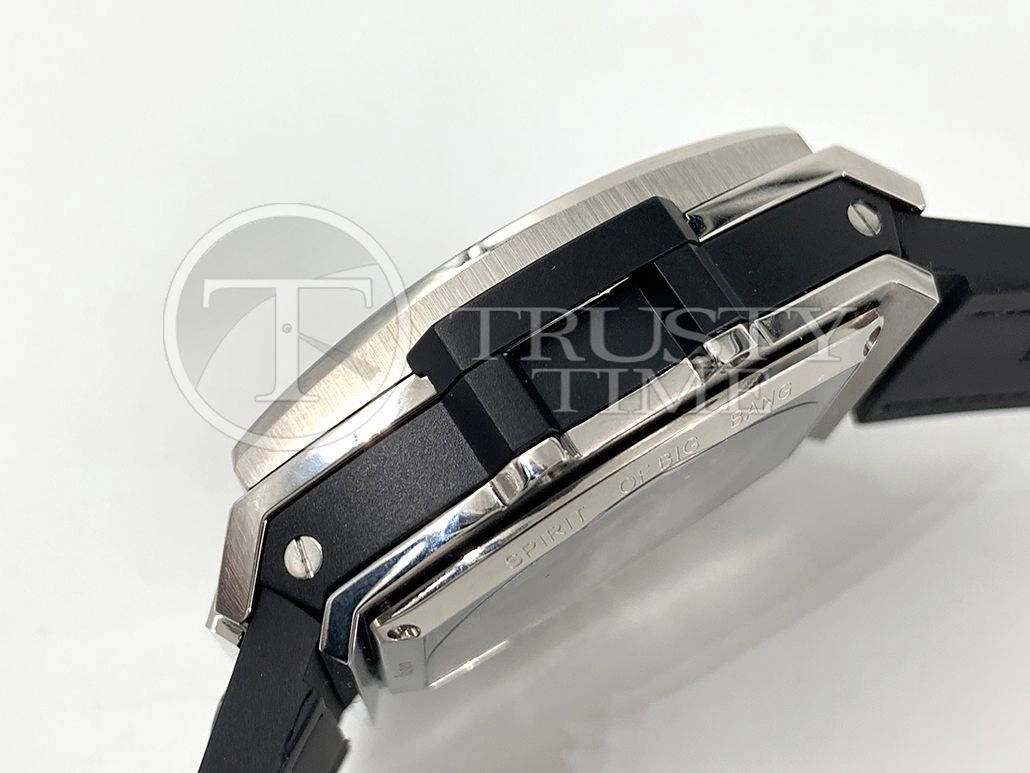 Копия часов Hublot Spirit of Big Bang 45 Titanium 601.NX.0173.LR