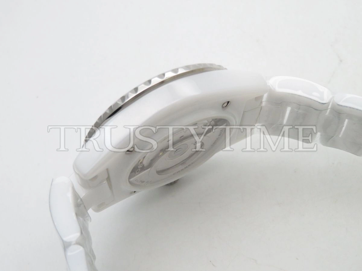 Копия часов Chanel J-12 38 H5700