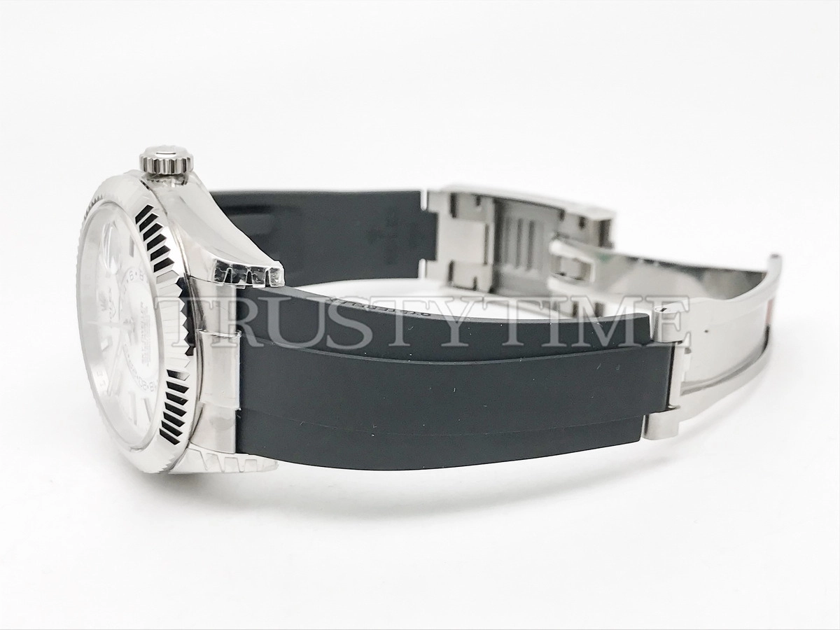 Копия часов Rolex Sky-Dweller 42mm 336239-0003